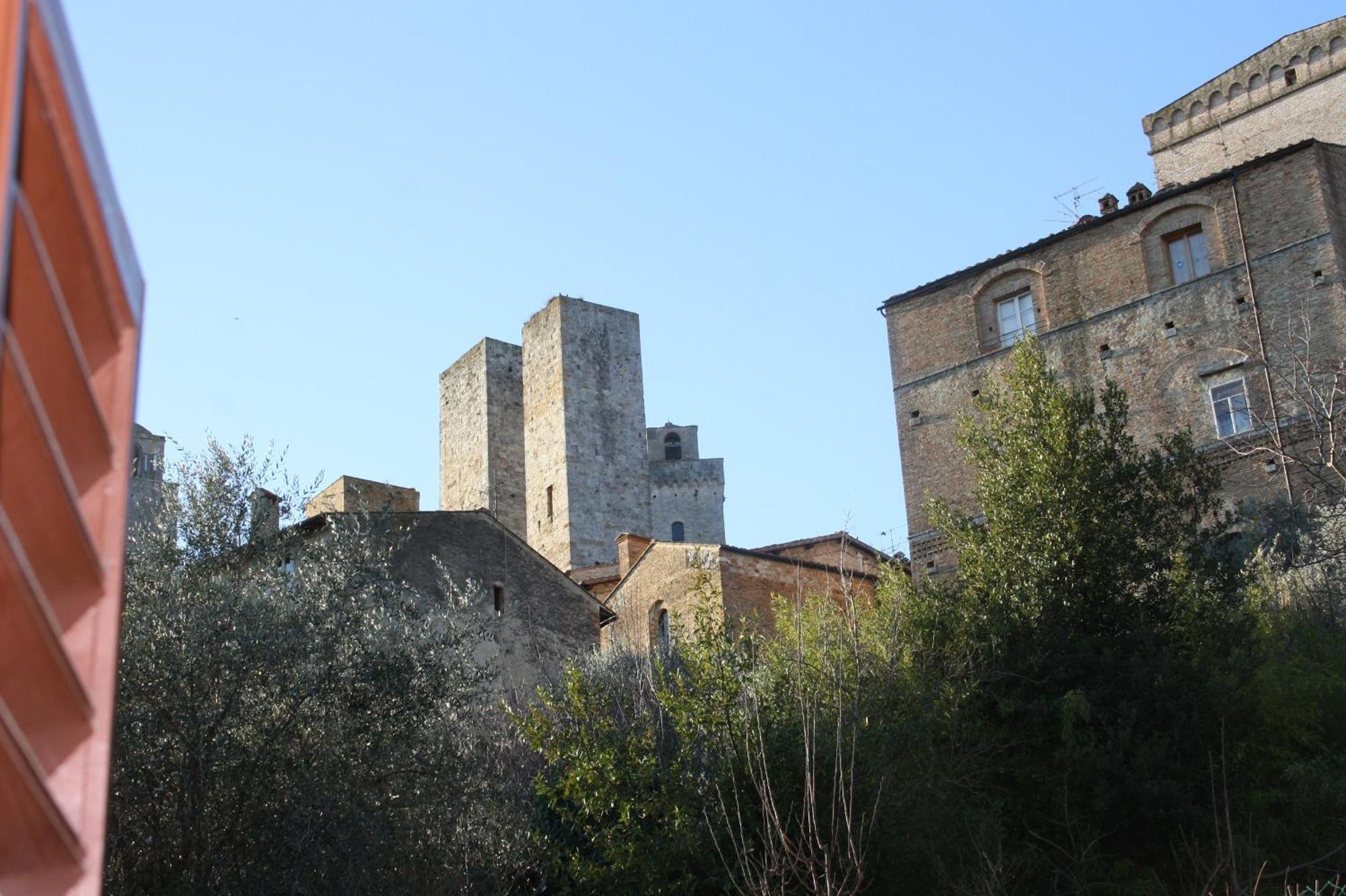 Donna Nobile San Gimignano